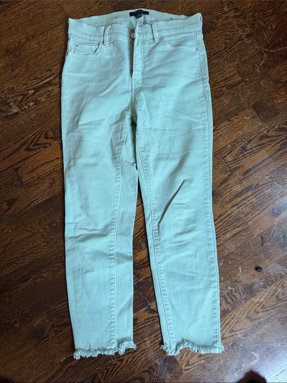 Ann Taylor Mint Green Cropped Skinny Jeans